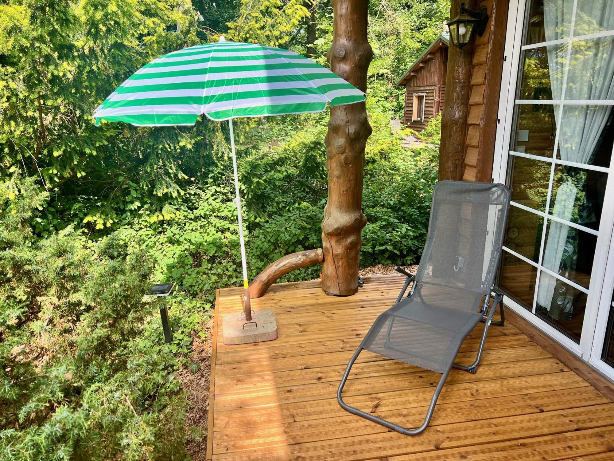 Holzhaus Baerenhoehle Am Wald Und See Нойрупин Екстериор снимка