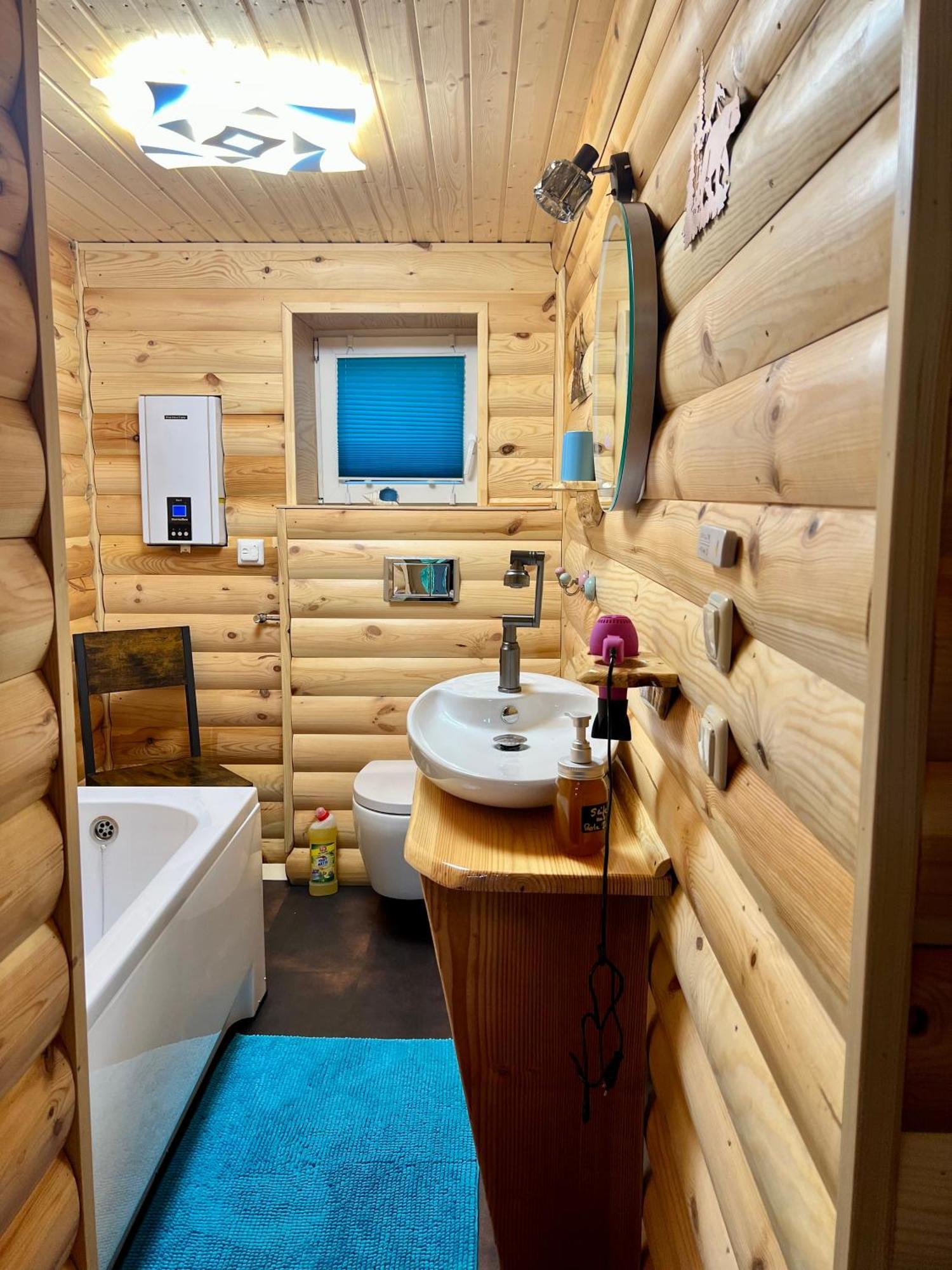 Holzhaus Baerenhoehle Am Wald Und See Нойрупин Екстериор снимка